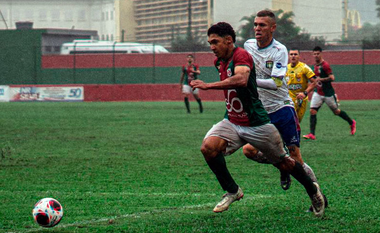 Paulistão Feminino: Santos goleia Portuguesa e assume vice